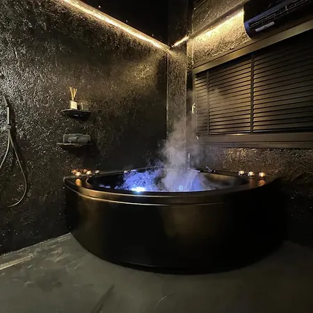 Doormat#13 Black Mirror Апартаменты *