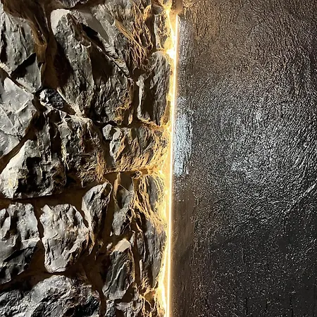 Doormat#13 Black Mirror Apartament Saloniki